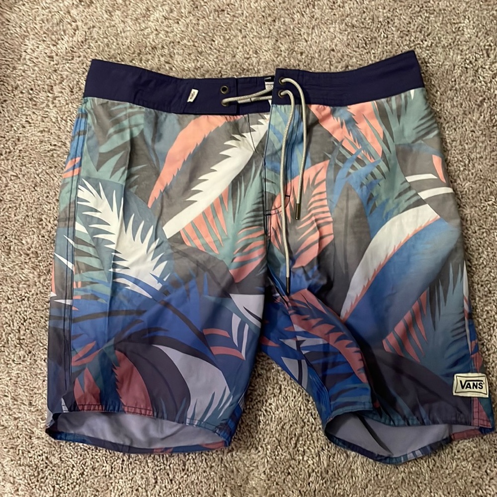 Vans men’s board shorts